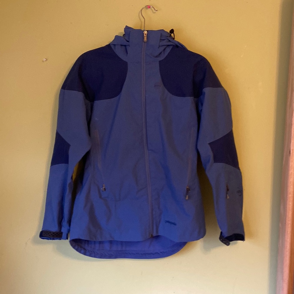 Patagonia ski jacket